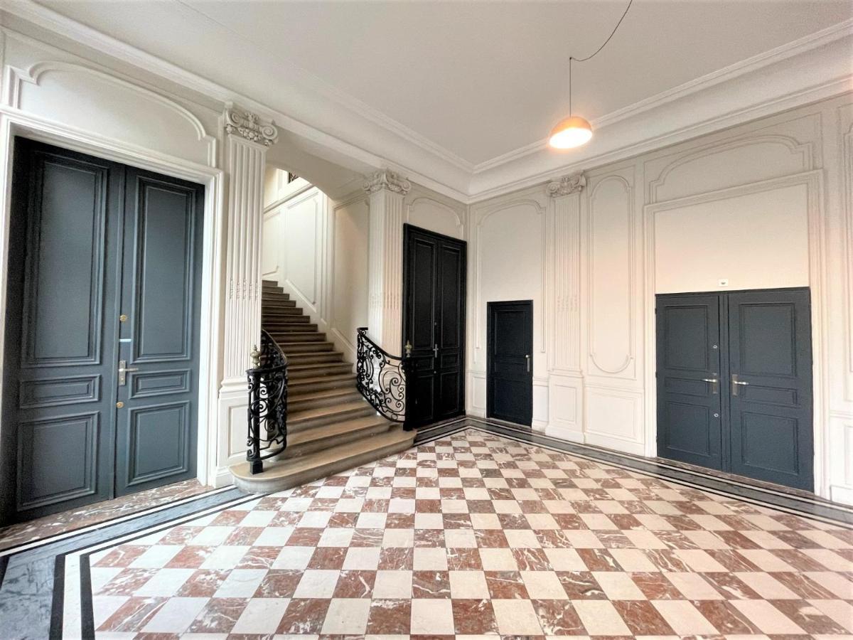 Aux Clefs Des Sacres - Dans Un Hotel Particulier Situe Rue Du Marc - Reims - Hyper Centre Forum Mairie Boulingrin Екстериор снимка