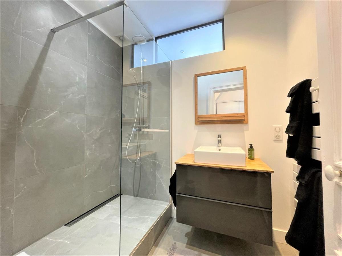 Aux Clefs Des Sacres - Dans Un Hotel Particulier Situe Rue Du Marc - Reims - Hyper Centre Forum Mairie Boulingrin Екстериор снимка