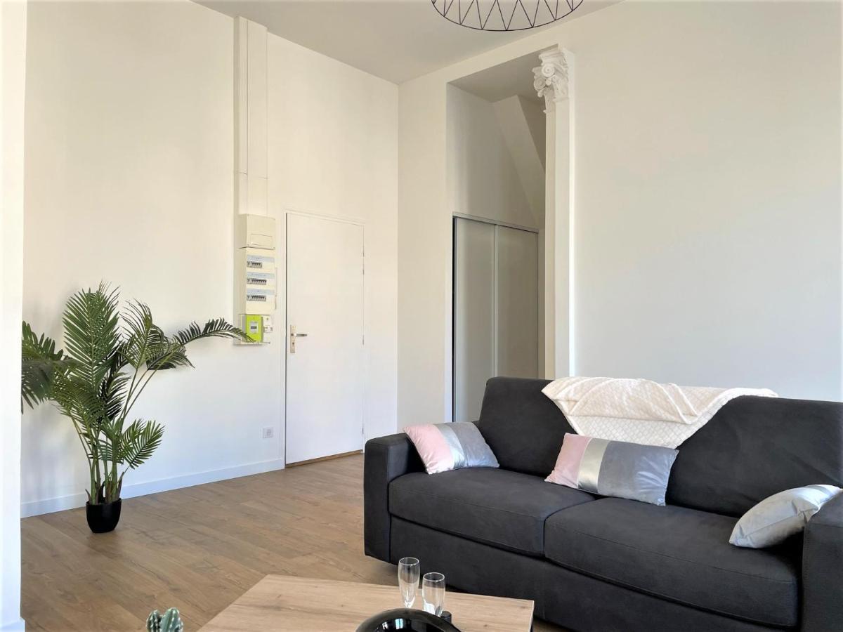 Aux Clefs Des Sacres - Dans Un Hotel Particulier Situe Rue Du Marc - Reims - Hyper Centre Forum Mairie Boulingrin Екстериор снимка