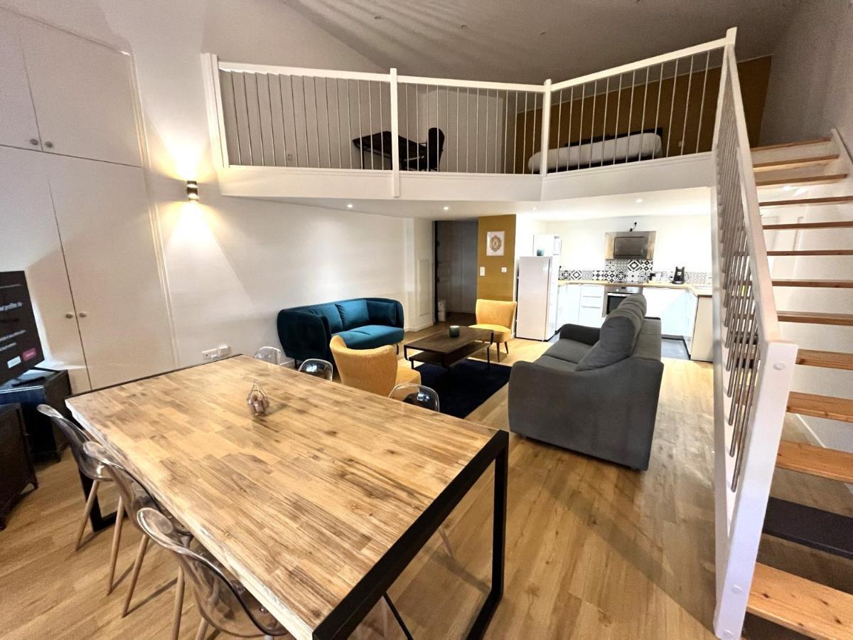 Aux Clefs Des Sacres - Dans Un Hotel Particulier Situe Rue Du Marc - Reims - Hyper Centre Forum Mairie Boulingrin Екстериор снимка