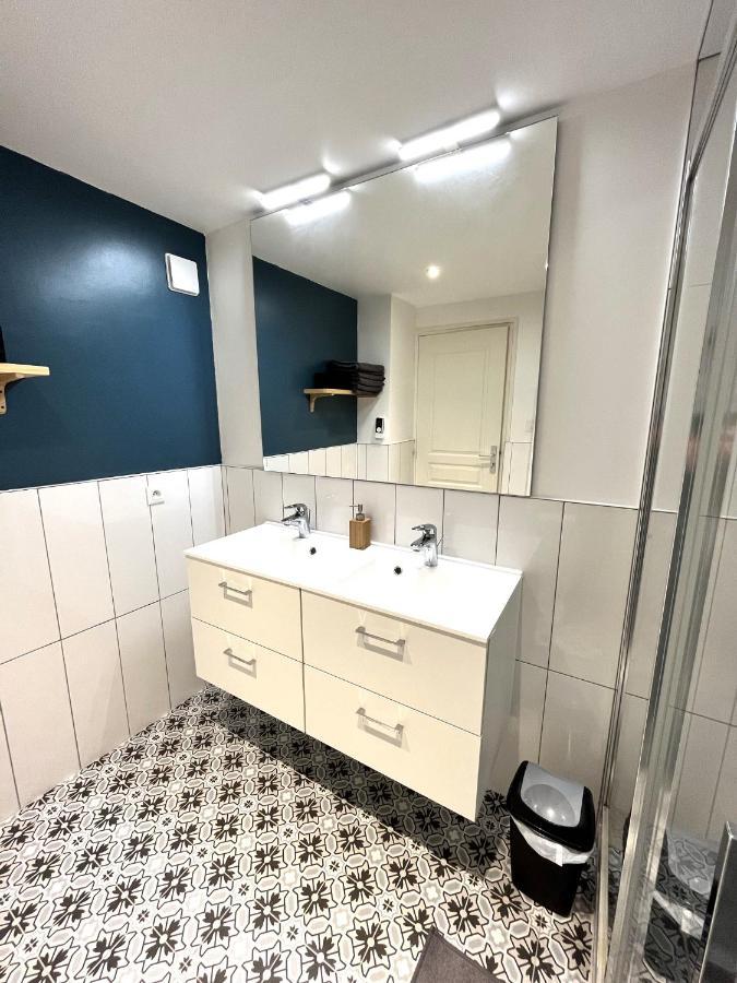 Aux Clefs Des Sacres - Dans Un Hotel Particulier Situe Rue Du Marc - Reims - Hyper Centre Forum Mairie Boulingrin Екстериор снимка